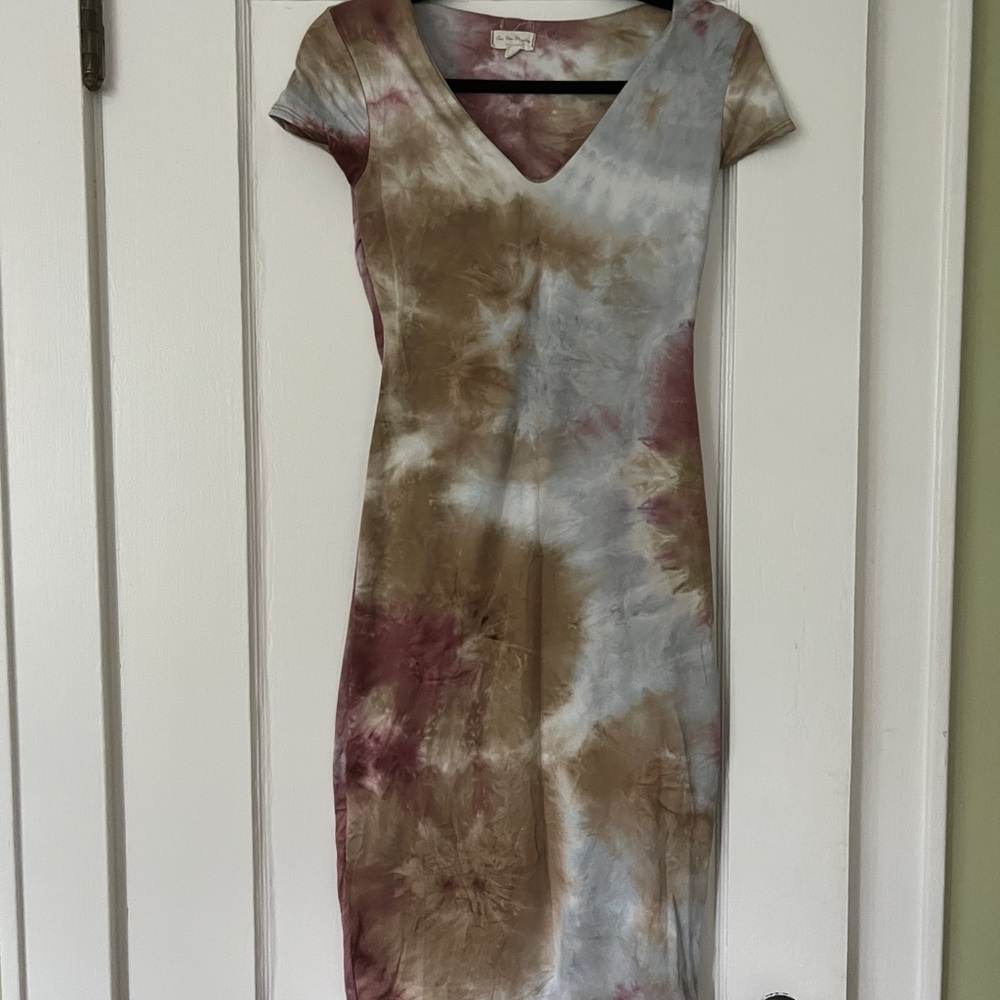 See You Monday Brown and Gray V-Neck Sheath Dress